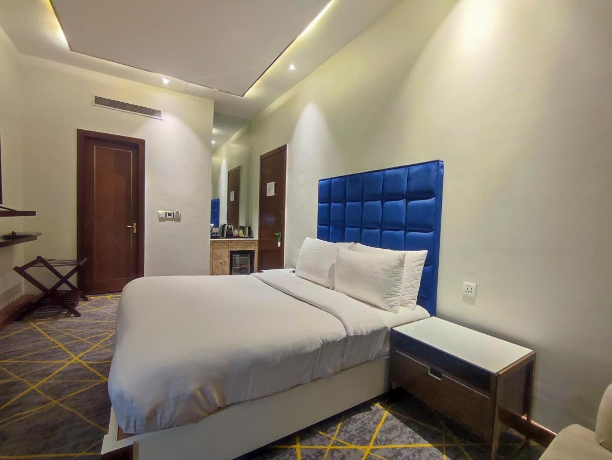 Best Western Premier Islamabad Værelse billede